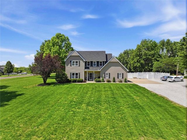 20189 167th Street, Basehor, KS 66007