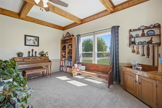 20189 167th Street, Basehor, KS 66007