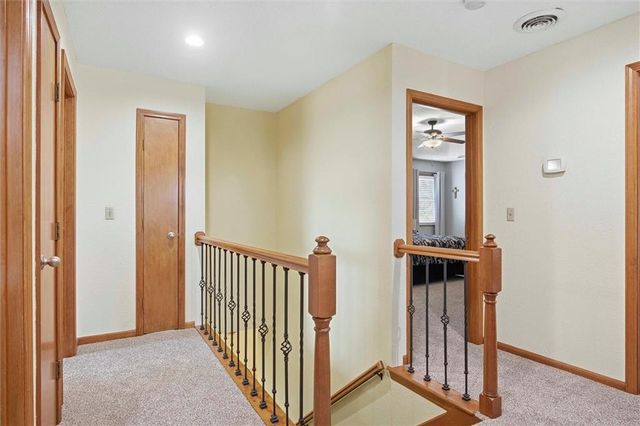 20189 167th Street, Basehor, KS 66007