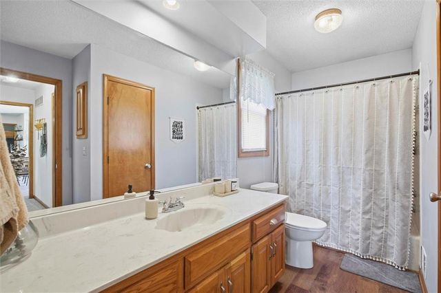 20189 167th Street, Basehor, KS 66007