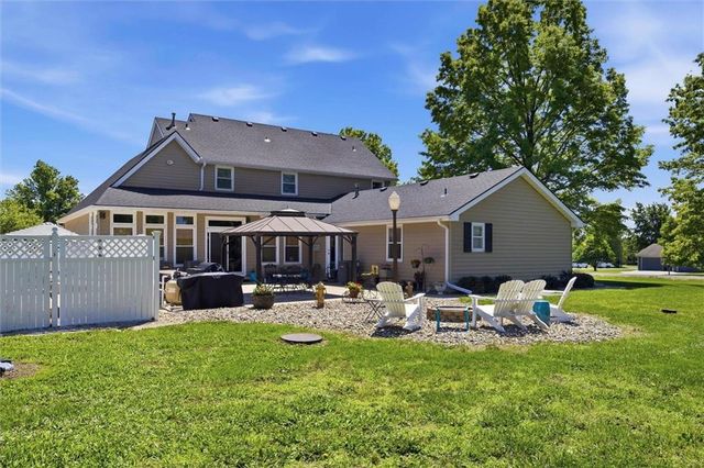 20189 167th Street, Basehor, KS 66007
