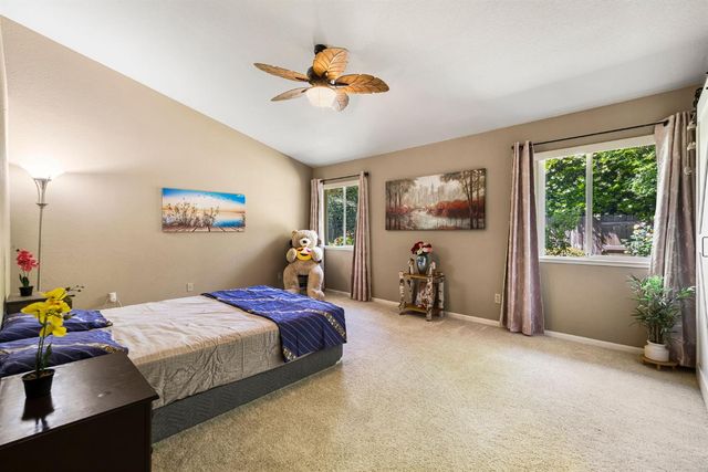 2460 Stabler Ln, Yuba City, CA 95993