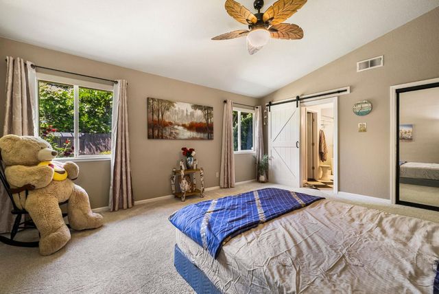 2460 Stabler Ln, Yuba City, CA 95993