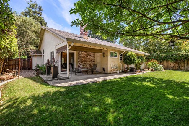2460 Stabler Ln, Yuba City, CA 95993
