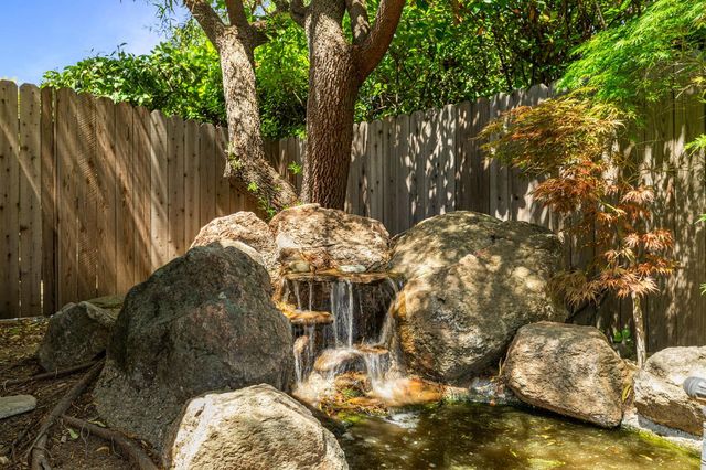 2460 Stabler Ln, Yuba City, CA 95993