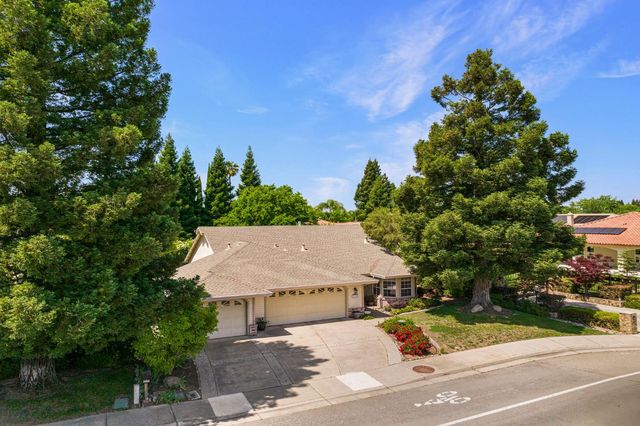 2460 Stabler Ln, Yuba City, CA 95993