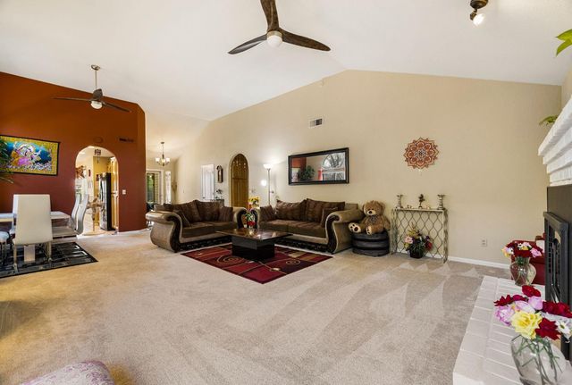 2460 Stabler Ln, Yuba City, CA 95993