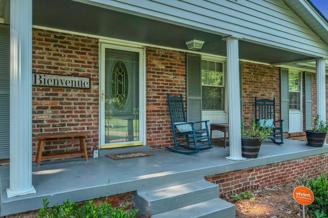 5058 New Chapel Rd, Springfield, TN 37172