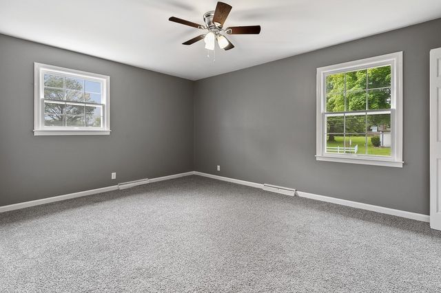 5058 New Chapel Rd, Springfield, TN 37172