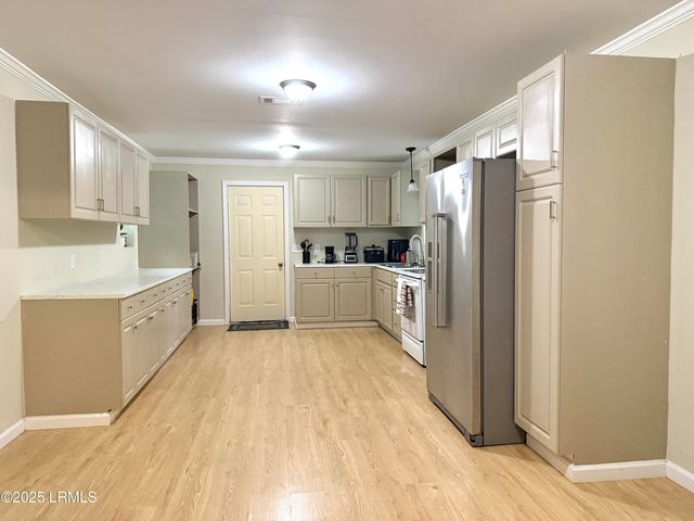 801 Elm Street, Hampton, SC 29924