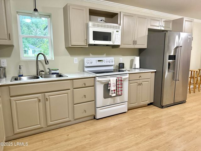 801 Elm Street, Hampton, SC 29924