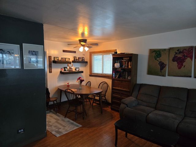 1394 Forest Place, Calumet City, IL 60409