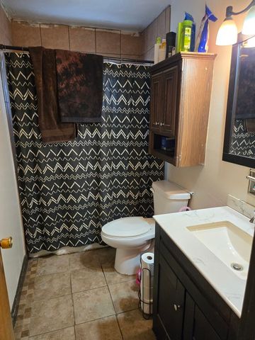 1394 Forest Place, Calumet City, IL 60409