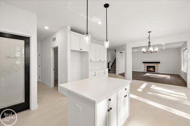 50710 Summit View Drive, Macomb Twp, MI 48042