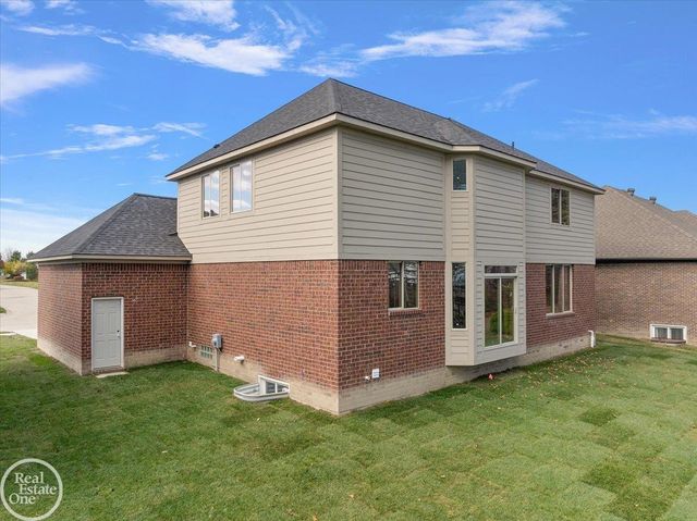 50710 Summit View Drive, Macomb Twp, MI 48042