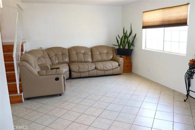 5009 E Avenue R11, Palmdale, CA 93552