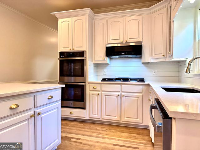 1210 Lancelot Court, Loganville, GA 30052