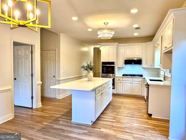 1210 Lancelot Court, Loganville, GA 30052