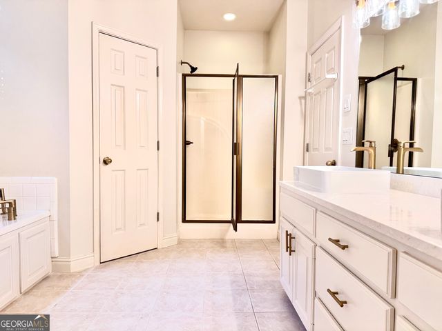 1210 Lancelot Court, Loganville, GA 30052