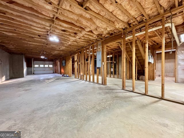 1210 Lancelot Court, Loganville, GA 30052