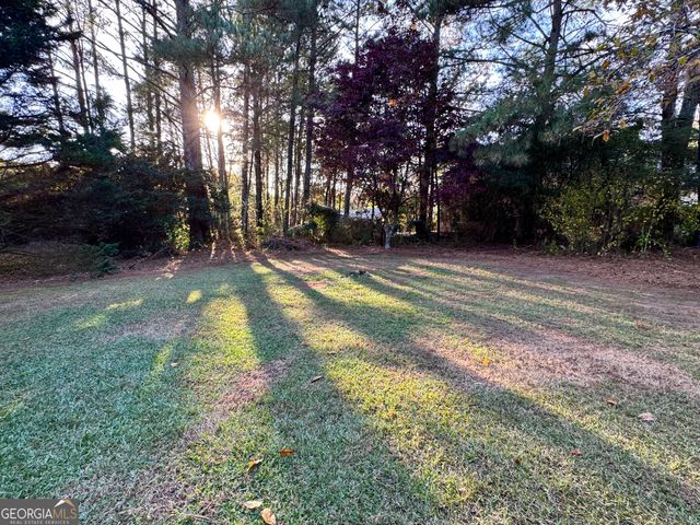 1210 Lancelot Court, Loganville, GA 30052