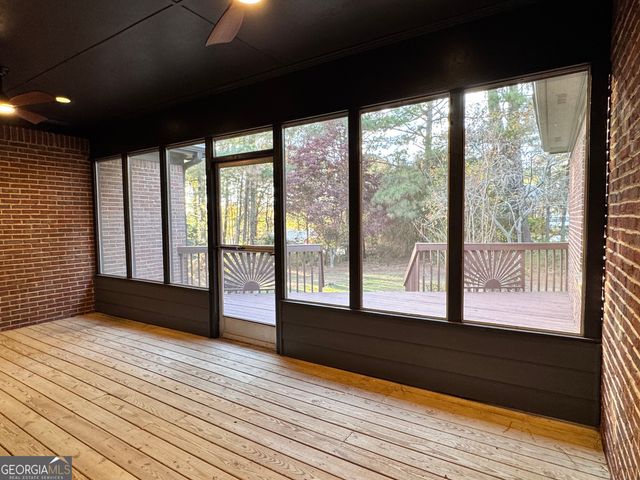 1210 Lancelot Court, Loganville, GA 30052