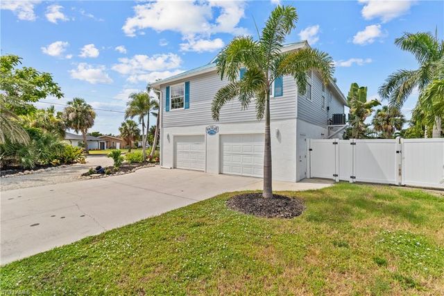 17750 Rebecca AVE, Fort Myers Beach, FL 33931