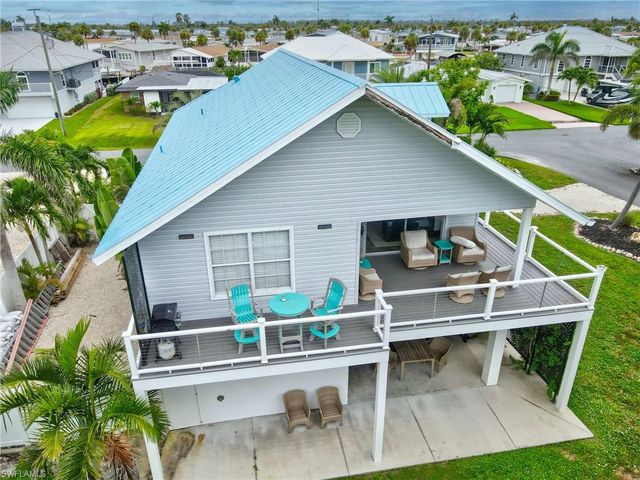 17750 Rebecca AVE, Fort Myers Beach, FL 33931