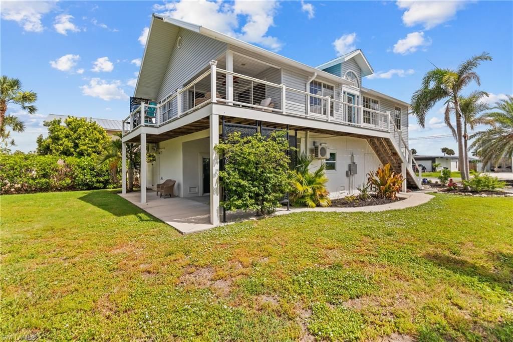 17750 Rebecca AVE, Fort Myers Beach, FL 33931