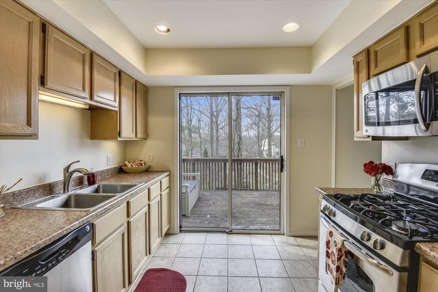 1752 WHITFIELD CT, Crofton, MD 21114