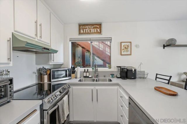 5553 Adobe Falls Road 1, San Diego, CA 92120