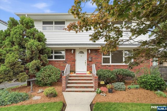 261 Gaston Avenue, Garfield, NJ 07026