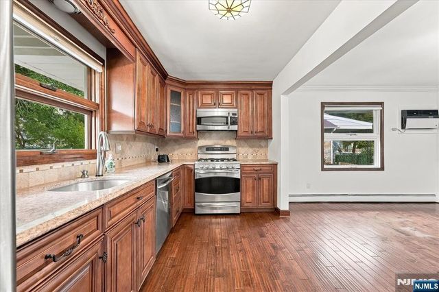 261 Gaston Avenue, Garfield, NJ 07026