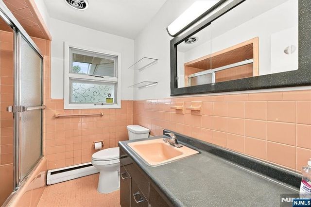 261 Gaston Avenue, Garfield, NJ 07026