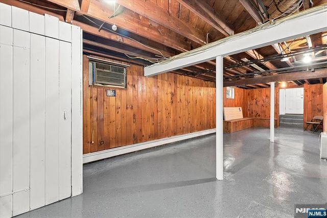 261 Gaston Avenue, Garfield, NJ 07026