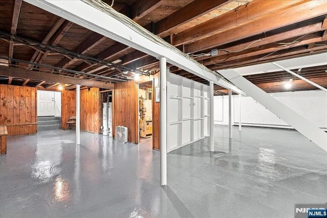 261 Gaston Avenue, Garfield, NJ 07026
