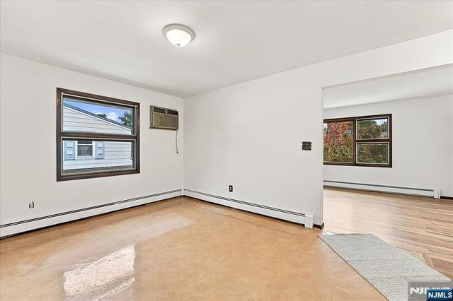 261 Gaston Avenue, Garfield, NJ 07026