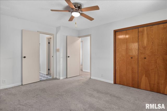 1277 S Wake Road, New Berlin, IL 62670