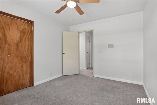 1277 S Wake Road, New Berlin, IL 62670