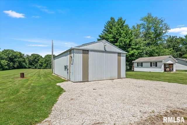 1277 S Wake Road, New Berlin, IL 62670