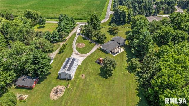 1277 S Wake Road, New Berlin, IL 62670