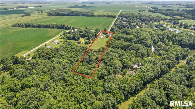 1277 S Wake Road, New Berlin, IL 62670