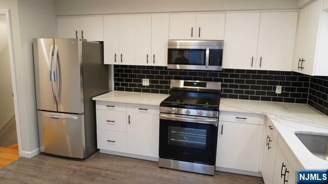 170 Washington Avenue B, Fort Lee, NJ 07024