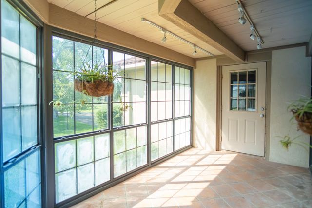 408 Rainey Street, Bonham, TX 75418