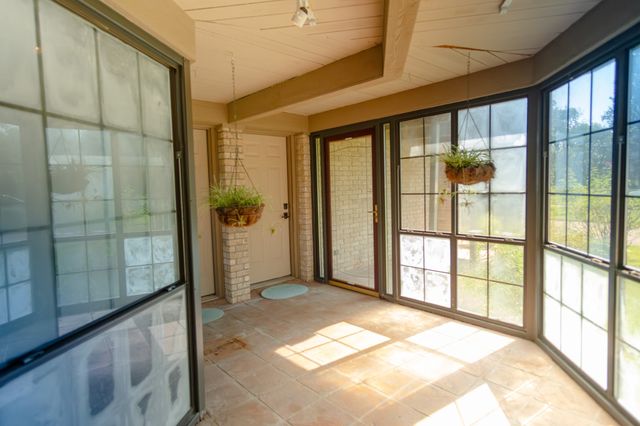 408 Rainey Street, Bonham, TX 75418