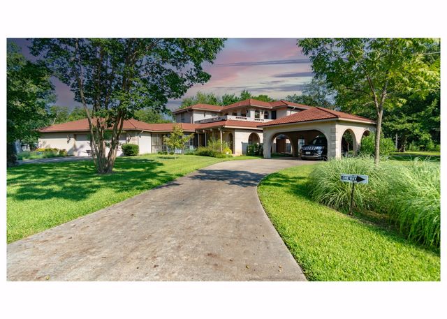 408 Rainey Street, Bonham, TX 75418