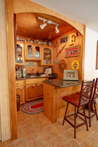 408 Rainey Street, Bonham, TX 75418