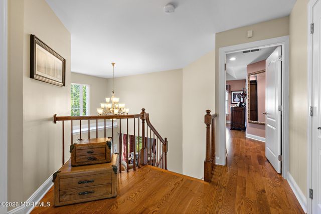 23 Taylors Run, Tinton Falls, NJ 07712