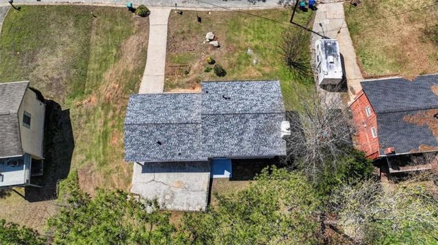 7230 Connell Road, Fairburn, GA 30213