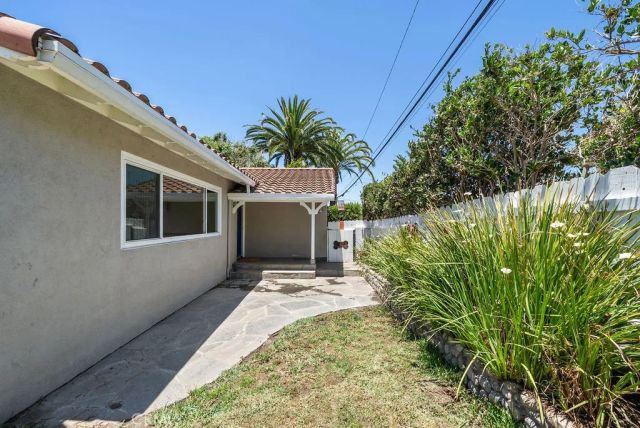 1881 Glennerye, Laguna Beach, CA 92651